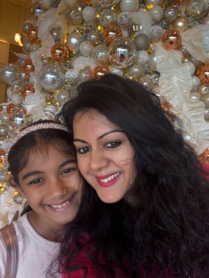 Kamna Jethmalani Instagram - Dear 2025, you have been good. Extremely blessed for everything , still counting my blessings .
2026 let’s see what you have in store 🧿
Wishing my insta Dalip’s veryyyyy happy new year. Sending love and light 💕🧿🧿🧿 stay blessed .
Lotssss of love from US to YOU❤️