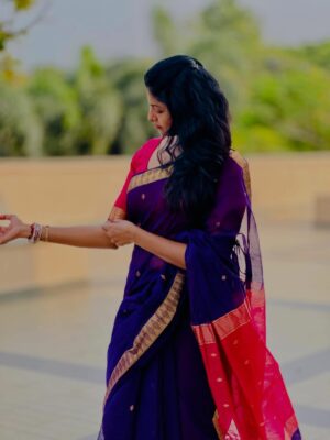 Kani Thiru Instagram - இந்த புத்தாண்டு எல்லாருக்குமே ரொம்ப அழகா அமைய.. நீங்க நெனச்சதெல்லாம் உங்களை வந்தடைய..நிறைய மகிழ்ச்சிகள் உங்களுக்கு கிடைக்க வல்ல இறைவனை வேண்டிக்கொண்டு இந்த ஆண்டுக்குள் அடியெடுத்து வைக்கிறேன்..அனைவருக்கும் இனிய புத்தாண்டு வாழ்த்துகள்.. happy happy new year all my lovelies 🩷✨🪷