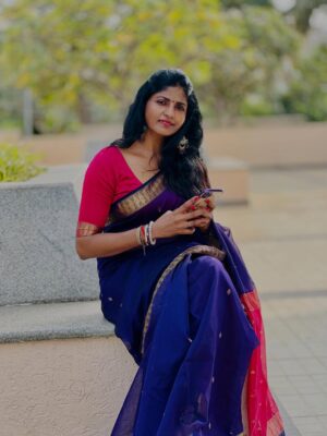 Kani Thiru Instagram - இந்த புத்தாண்டு எல்லாருக்குமே ரொம்ப அழகா அமைய.. நீங்க நெனச்சதெல்லாம் உங்களை வந்தடைய..நிறைய மகிழ்ச்சிகள் உங்களுக்கு கிடைக்க வல்ல இறைவனை வேண்டிக்கொண்டு இந்த ஆண்டுக்குள் அடியெடுத்து வைக்கிறேன்..அனைவருக்கும் இனிய புத்தாண்டு வாழ்த்துகள்.. happy happy new year all my lovelies 🩷✨🪷