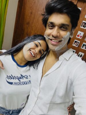 Kanmani Manoharan Instagram - Us 🤍

@aswath_official @aswathinkanmani ✨

#aswathinkanmani #kanmanimanoharan✨ #vjaswath #couplegoals #podaapodi