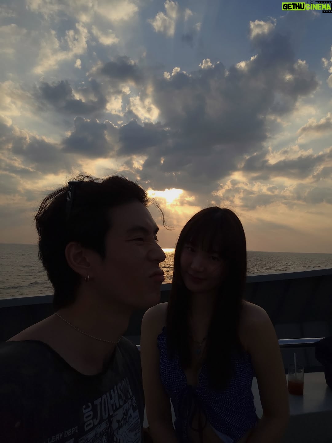 Kanyawee Songmuang - 343.9K Likes - 🐳🫶🏻⚓️🌅