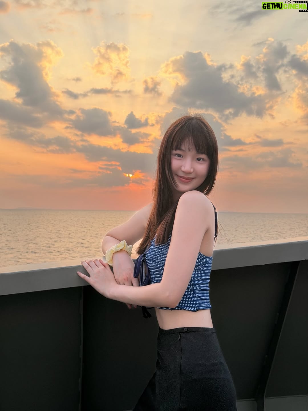 Kanyawee Songmuang - 343.9K Likes - 🐳🫶🏻⚓️🌅