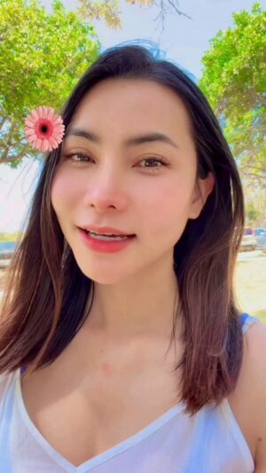 Kaothip Tidadin Instagram - #อยากจะรู้ทรามวัย #จะเป็นของใครชายใดโชคดี ☺️
#สวยจนล้น น้องสาว ร้อง @เนย นฤมล ไง 😍❤️👏 เพราะมากค่ะ #ข้าวทิพย์ธิดาดิน #kaothiptidadin
