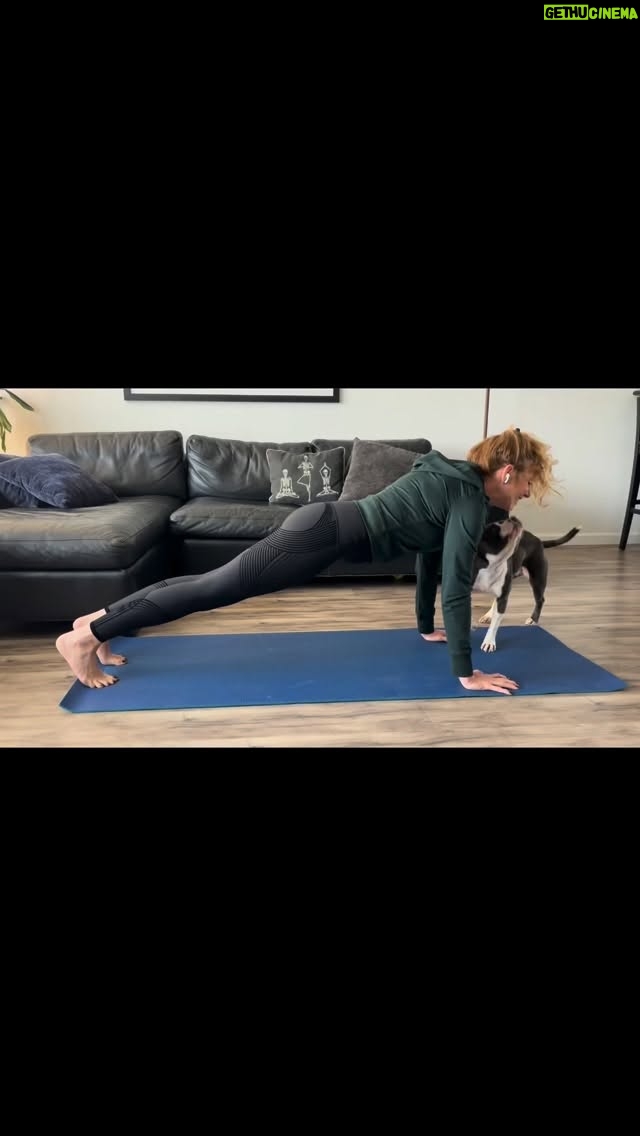 Kari Byron - 4.9K Likes - Workout tips and motivation from trainer Ziggy.