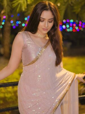 Karishma Sawant Instagram - Only for the song’s sake ✨