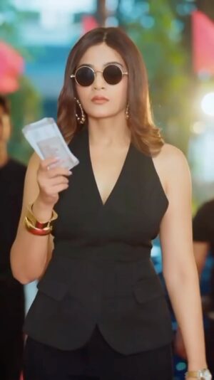 Kaveri Priyam Instagram - "Shaadi wirh Benefits PART-2"
.
.
.
#storytv #1minstory #shortseries #drama #storytvofficial #1minbreak #trending
