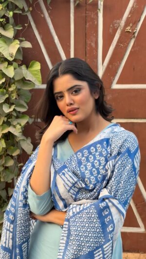 Ketaki Kulkarni Instagram - Baddie anika or soft girl core? 🥹💅🏼🌸

[ baddie, soft girl era, lover girl, aesthetic, trending reels, trending audio, indian, ethnic, marathi, marathi actress, marathi serials, marathi reels, bollywood, kamali, zee marathi, movies, viral, love, couple ] 
#ketakikulkarni #reels #zeemarathi #anika #cutegirl