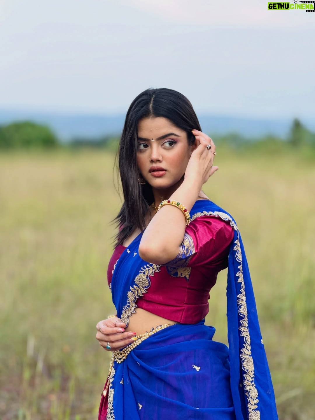 Ketaki Kulkarni - 13.2K Likes - Pardesiya starts playing in my mind the moment I wear this outfit 🥰✨🌾

[south indian, half saree, saree, south indian actress, bollywood, filmy, traditional, throwback, 2016, actress]

#instagram #ketakikulkarni #southindian #southmovie #saree