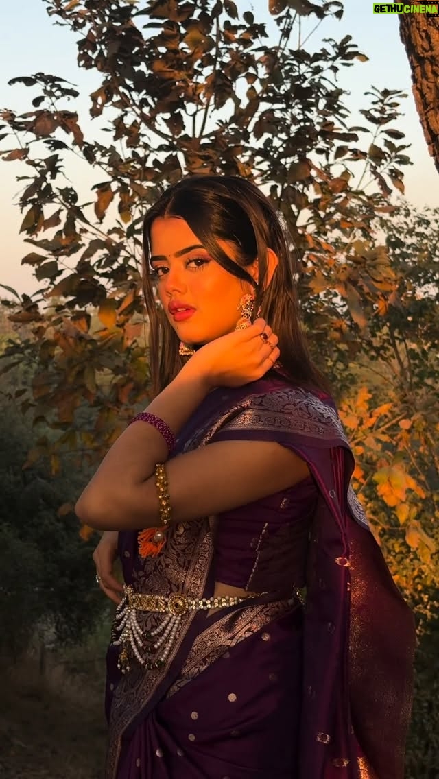 Ketaki Kulkarni - 39.5K Likes - Nothing beats golden hour glow ✨💜☀️

wearing @naarifashion_online 
[ traditional, saree, paithani, sankrant, trending reels, trending transition, transition, transition reels, reel, marathi, marathi songs, marathi actress, marathi reels, anika, ketaki kulkarni, viral ]
#marathiserial #ketakikulkarni #trendingreels #trendingmemes #girls