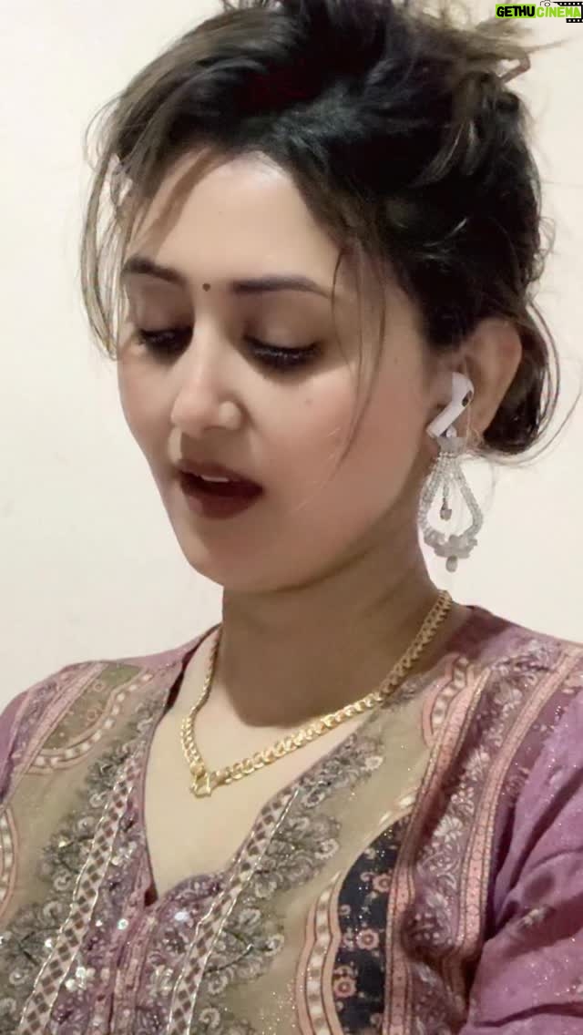 Khushi Bhattarai - 9.1K Likes - 