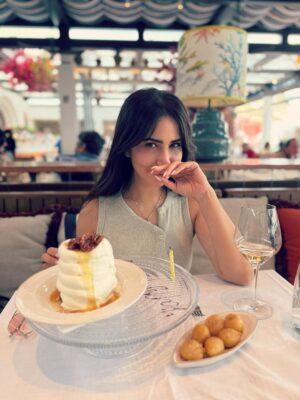 Kim Sharma Instagram - #46👯👯🦾🧖🏻‍♀️💆🏻‍♀️🐭💅🏻🥚🎁🍳🐭🍱🍸🌈🍰 #iykyk🫵🏻