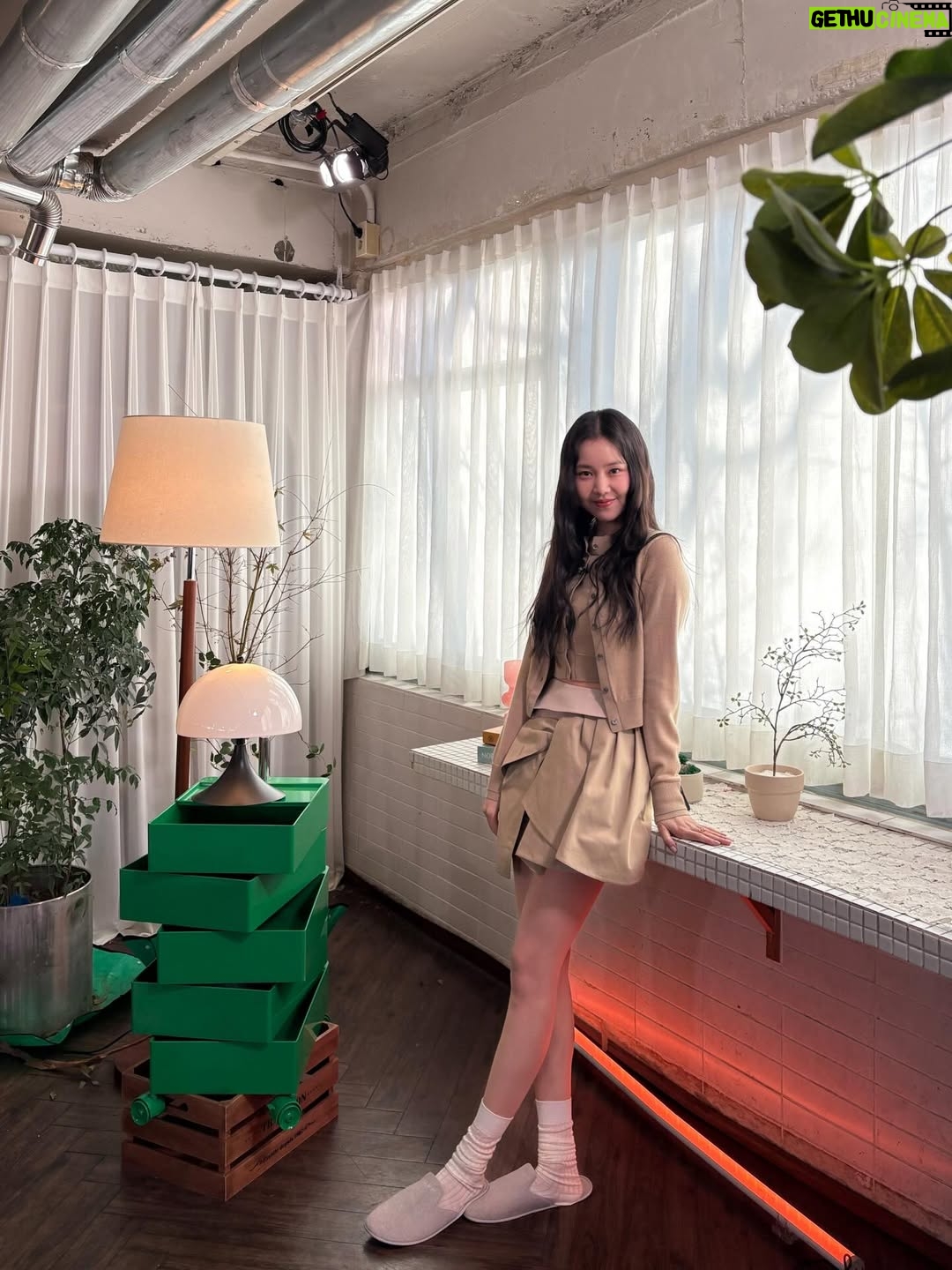 Kim Ye-won - 13.9K Likes - 보구싶을 거예요 정말루🫶🏻

여러분의 사랑으로
만개했던 환승연애4 🌼
시즌4를 회상하며 5와의 재회를 기대해주세요 :)

(근데 아직 특별의 22회가 남았답니다 오예 :p🤍)

#환승연애4 #환승연애온더캔버스🎨
@tving.official ⏳⌛️❤️‍🔥