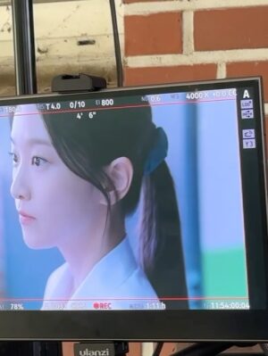 Kim Yi-kyeong Instagram - 심!성!희! #친애하는x