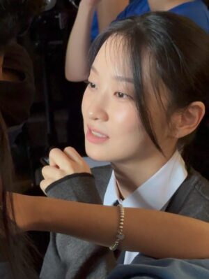 Kim Yi-kyeong Instagram - 심!성!희! #친애하는x