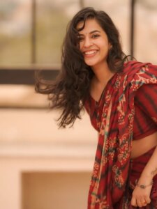 Actress Komalee Prasad HD Photos and Wallpapers November 2025