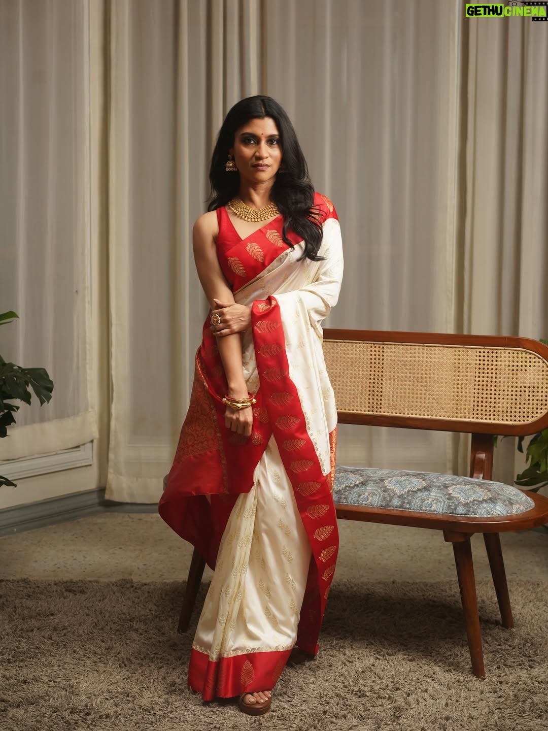 Konkona Sen Sharma - 56.6K Likes - Latergram! 
BTS with @zoukonline 

Styled by @damini_styles 
Blouse: @roy_calcutta_official
Jewellery: @tribebyamrapali
Ring: @tahir_somethingsopure
Hmu: @seldon_makeup & @nimishashah210
Photographer: @kannasrihari