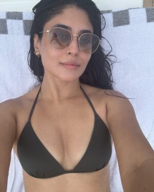 Kritika Kamra Instagram - Clearing out drafts before the new year begins