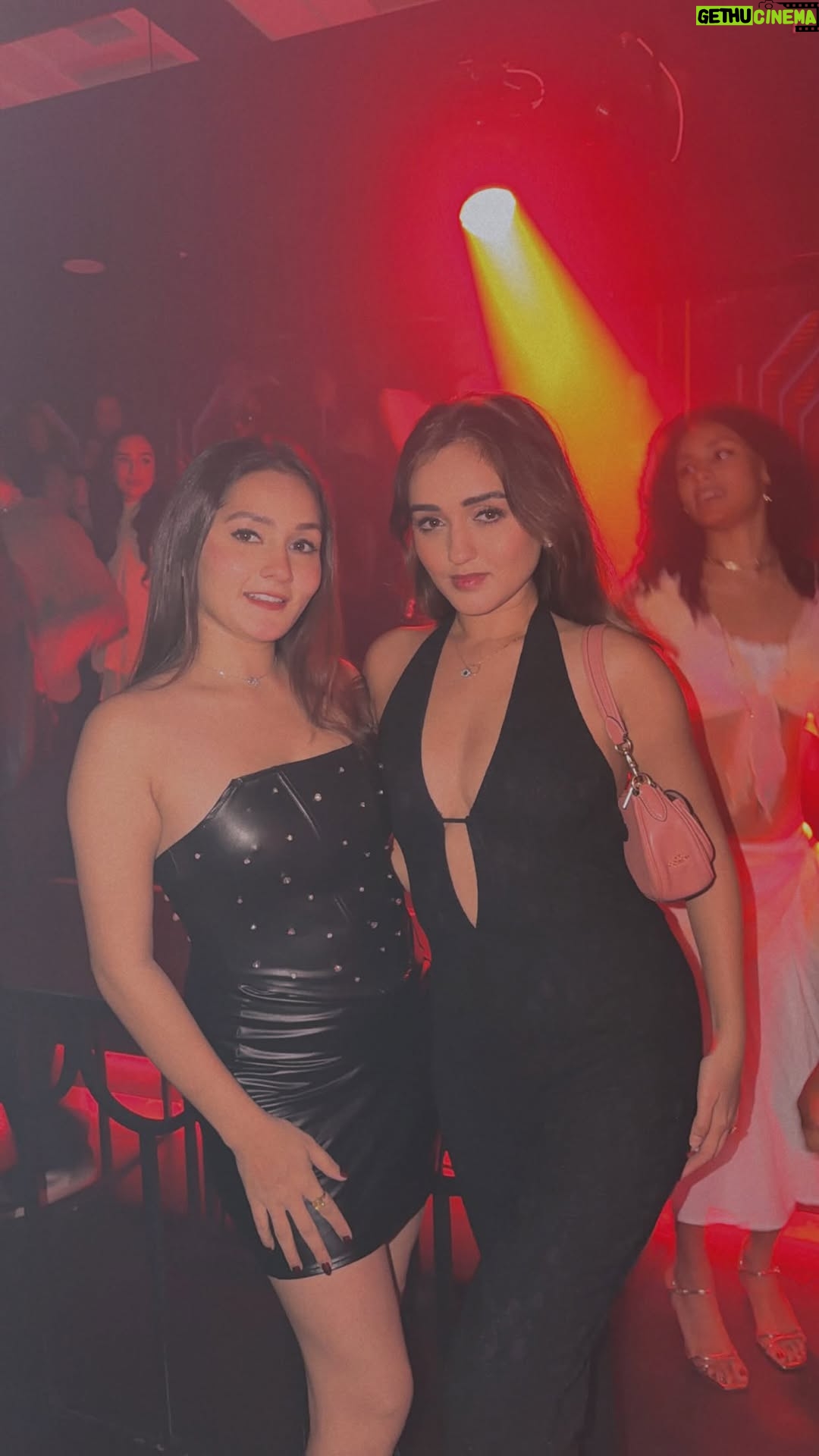 Kritika Sharma - 28K Likes - A rare mixture of golden retriever and black cat energy 😂🫡🤞🏻 the only person who who can handle my mood swings is my sister 🥹 ! Tag your siblings 
#reels #sisters #explore #fyp #reelitfeelit 
[ London , travel , Sharma sisters , Tanya sharma , kreetika sharma , bond , ghar ki choti beti ]