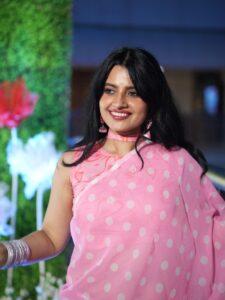 Actress Leslie Tripathy HD Photos and Wallpapers January 2026