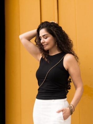 Letícia Sabatella Instagram - Um lugar de CINEMA! Tudo é esse Trem que não para nunca de ser bonito! Fotos da mais linda de todas: @flavia_canavarro ! Com essa gente bonita que esteve comigo por ali! @universoproducao @pedromacguimar @vaniacatani @mairasaribeiro larissaanjos Fabrício, Tomás, @raquel_hallak , Vívian , @lorenzomelloficial @theomedon , Junio!