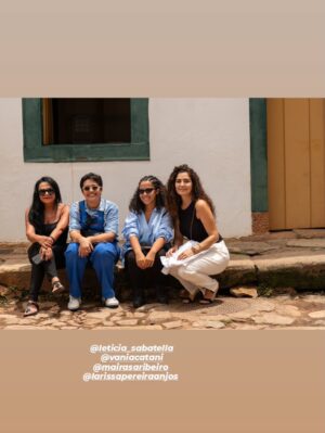 Letícia Sabatella Instagram - Um lugar de CINEMA! Tudo é esse Trem que não para nunca de ser bonito! Fotos da mais linda de todas: @flavia_canavarro ! Com essa gente bonita que esteve comigo por ali! @universoproducao @pedromacguimar @vaniacatani @mairasaribeiro larissaanjos Fabrício, Tomás, @raquel_hallak , Vívian , @lorenzomelloficial @theomedon , Junio!