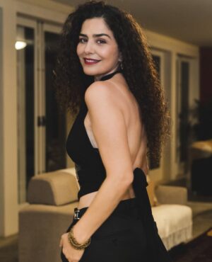 Letícia Sabatella Instagram - Um lugar de CINEMA! Tudo é esse Trem que não para nunca de ser bonito! Fotos da mais linda de todas: @flavia_canavarro ! Com essa gente bonita que esteve comigo por ali! @universoproducao @pedromacguimar @vaniacatani @mairasaribeiro larissaanjos Fabrício, Tomás, @raquel_hallak , Vívian , @lorenzomelloficial @theomedon , Junio!