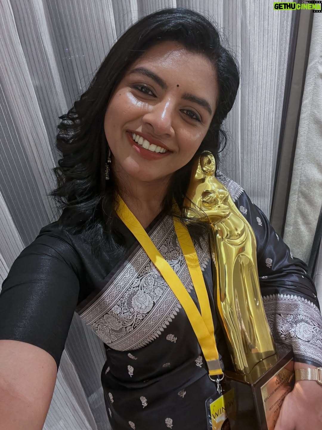 Lijomol Jose - 18.3K Likes - For a day that meant so much 💛✨
Thank you to this wonderful team for making me feel my best 🌸
Styling: @caffeinated_stylist 
Makeup & Hair: @makeuptales_by_sreelakshmy 
Saree: @manalikasilks 
Draping: @saree_draping_by_vyga
Earrings: @keka.lifestyle