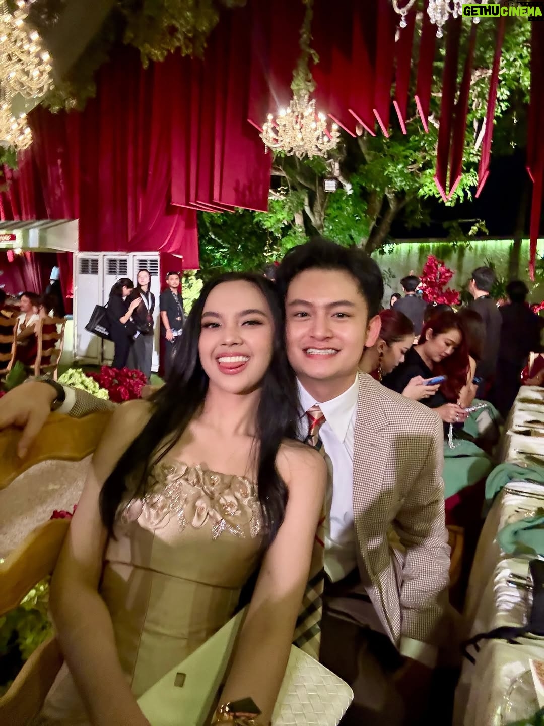 Lyodra - 412.9K Likes - Cheerssss for #RANTYdiRAYakan