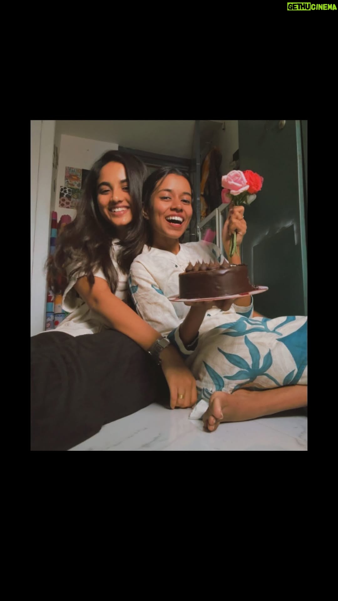 Maanasi G Kannan - 165.6K Likes - It’s my BEST FRIEND’S BIRTHDAYYYY ❤️🧿
She’s my everything, my problem and my healer, she’s seen everything with me and is yet to see everything in this lifetime because she has no other option 🌚
Happy birthday Naaye 🫶💕

Oru kutty vlog kinda thing for you guys because I wanted to document this 🫶

#bestfriend #nithu #maanasi
