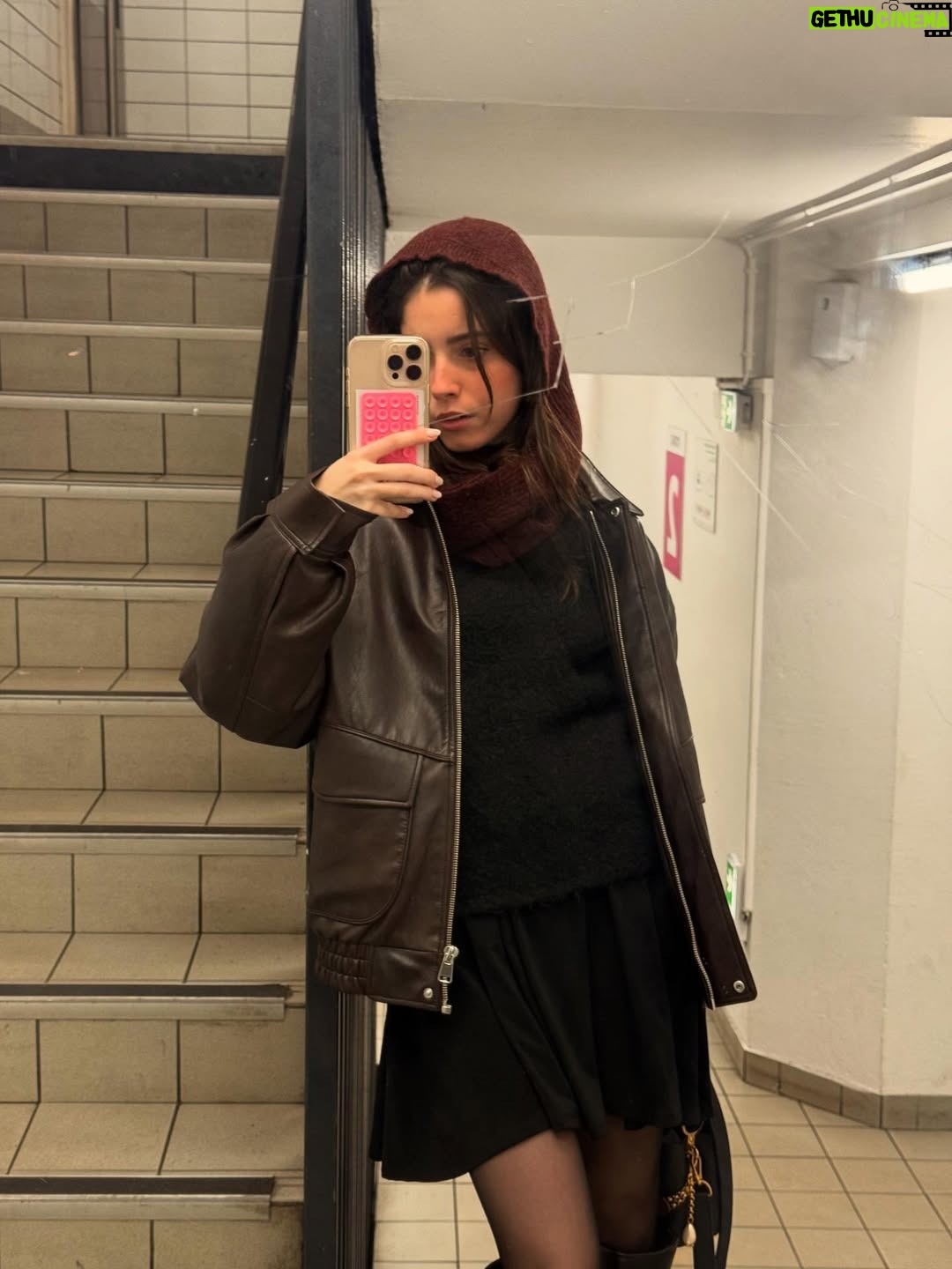 Madalena Aragão - 64.2K Likes - last couple of days 🥐
