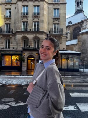 Madalena Aragão Instagram - snowy Paris ☃️