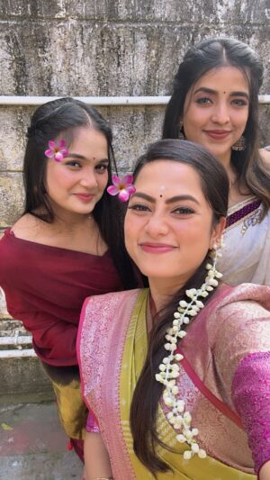 Madhumitha H Instagram - One with the girl gang!!! 

#kutumakutu #ayyanarthunai #trendingreels