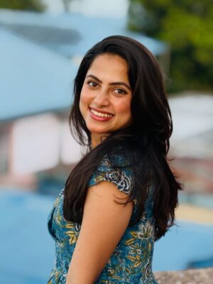 Madhumitha H Instagram - Pretty, but not fragile🦋💙… ! 

#staypretty❤️