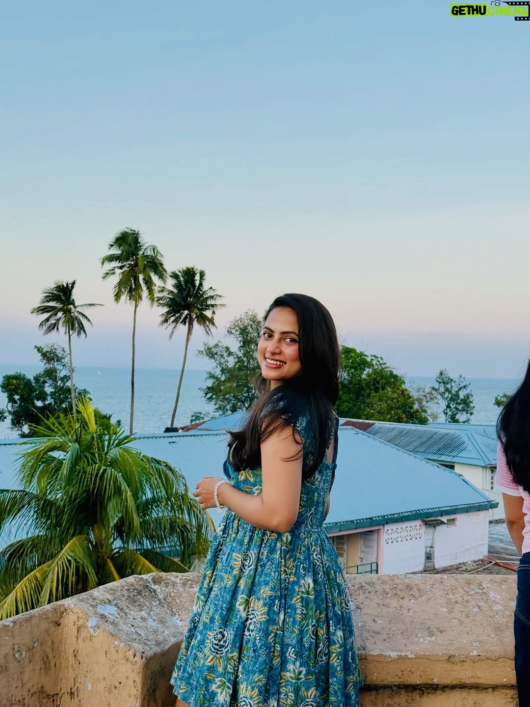 Madhumitha H - 67.8K Likes - Pretty, but not fragile🦋💙… ! 

#staypretty❤️