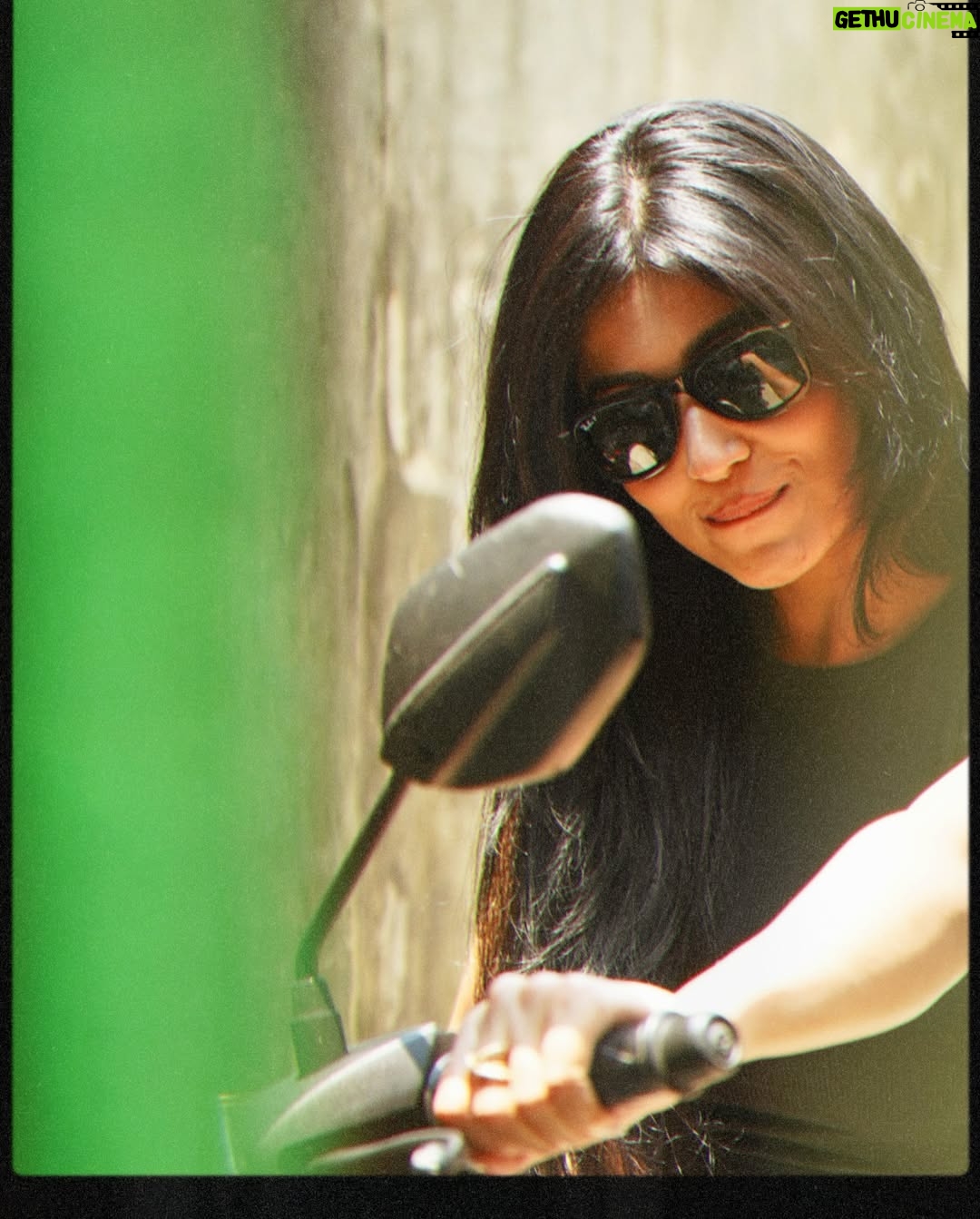 Madhurima Basak - 8.3K Likes - 📸

#randomclick #mood #clicked