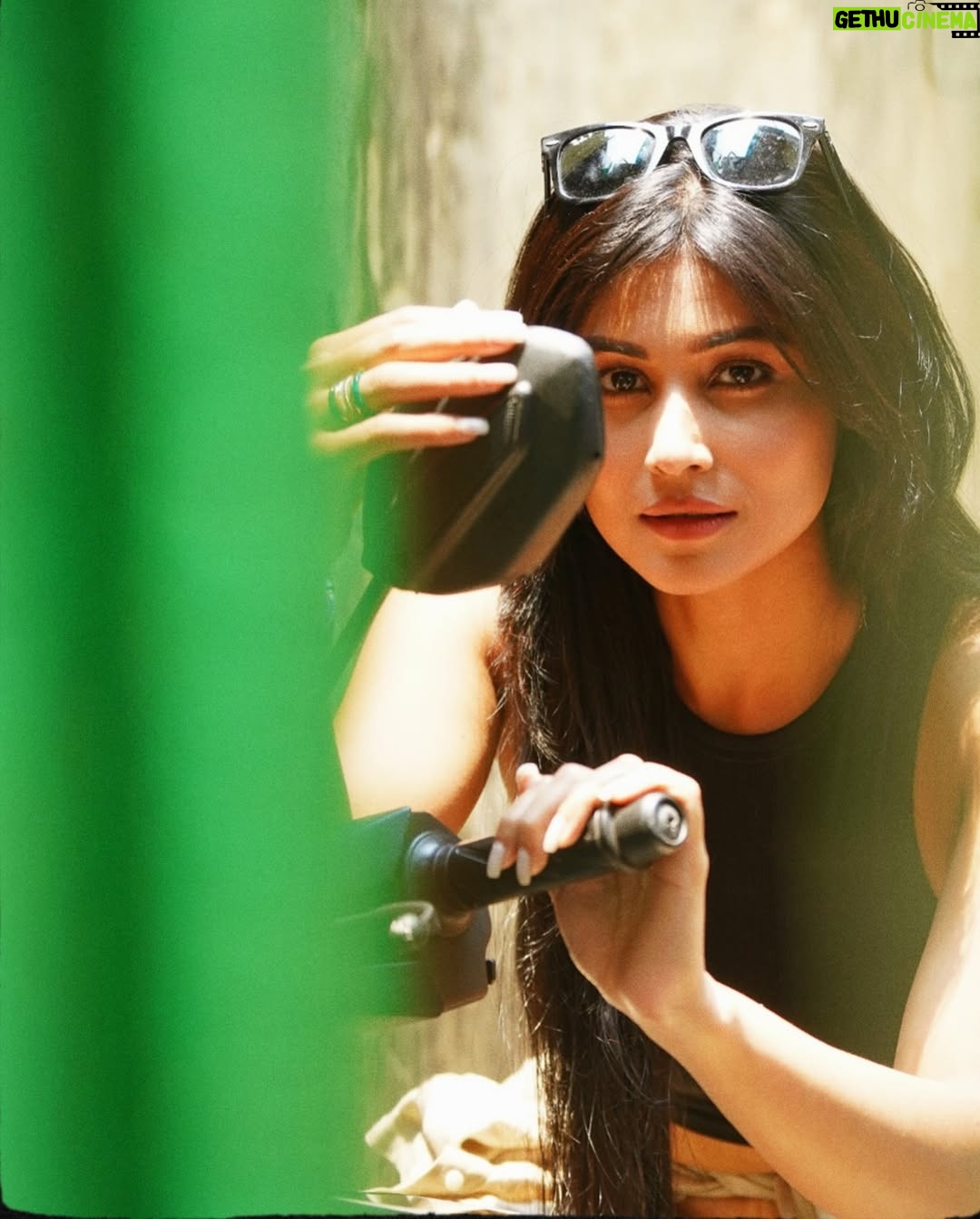 Madhurima Basak - 8.3K Likes - 📸

#randomclick #mood #clicked