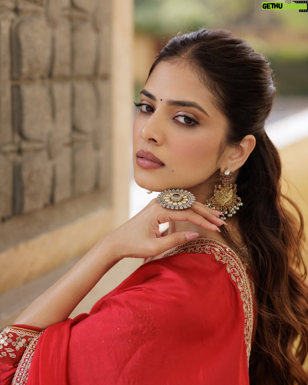 Malavika Mohanan - 509.6K Likes - Namma Chennai ♥️