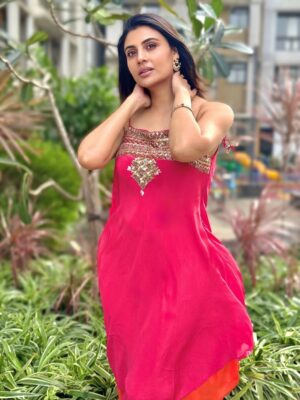 Malti Chahar Instagram - Desi fit, casual clicks❤️

Outfit- @shopsquare.agra 

#maltiverse #maltichahar #notaphotoshoot