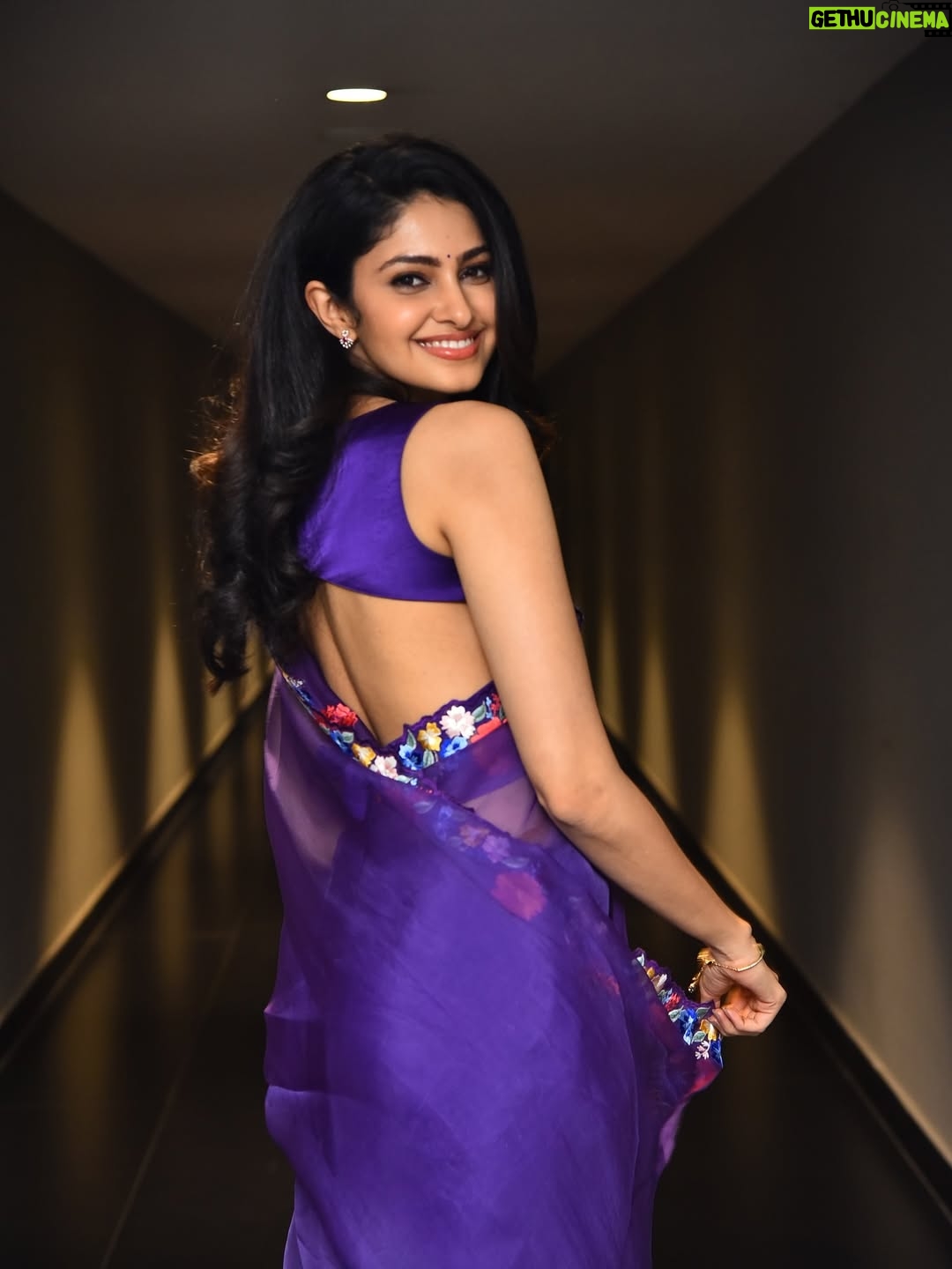 Manasa Varanasi - 35.7K Likes - Sari. Stories. Screens.
Couple Friendly Trailer - out now ✨

Wearing @archanaraolabel 
HnM @thimmappa180 
Managed @anudeep_munna 

#gratitude #love #couplefriendly 
#instagood #instamood