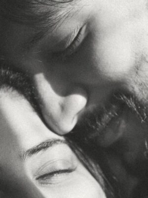 Manjima Mohan Instagram - In a world full of noise, you are my peace, my safe place ❤️
Happy 3, my love ❤️

📸 @sonnetatthesunset