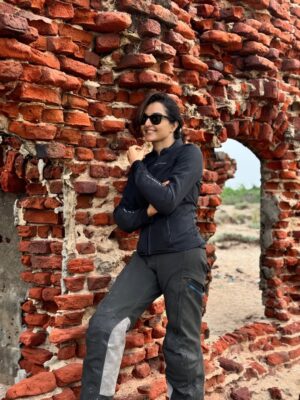 Manju Warrier Instagram - What's meant for you, will find you ❤️

#travel #peace #love #dhanushkodi #rameswaram
