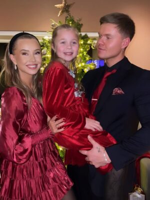 Martine Lunde Instagram - God jul fra oss❤️