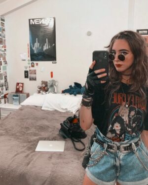 Matilda Morri Instagram - Oggi stiamo postando tutti le foto del #2016 ma io sono sempre uguale 🏴‍☠️