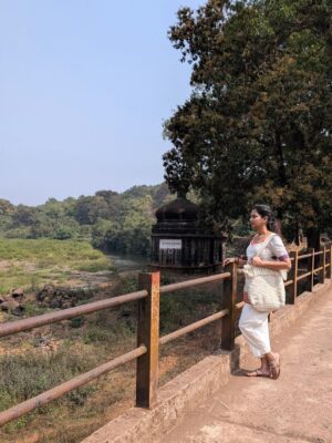 Meera Joshi Instagram - Sanghmeshwar....
...
#sangmeshwar #kokan #meerajoshi #sangam #shivmandir