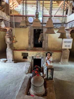 Meera Joshi Instagram - Sanghmeshwar....
...
#sangmeshwar #kokan #meerajoshi #sangam #shivmandir