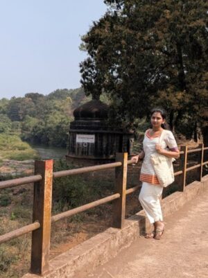 Meera Joshi Instagram - Sanghmeshwar....
...
#sangmeshwar #kokan #meerajoshi #sangam #shivmandir