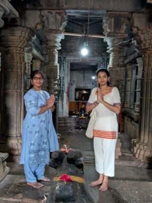Meera Joshi Instagram - Sanghmeshwar....
...
#sangmeshwar #kokan #meerajoshi #sangam #shivmandir