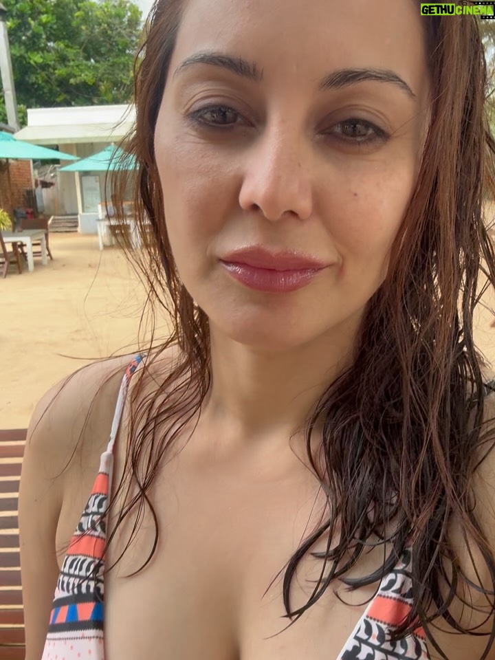Minissha Lamba - 23.3K Likes - The universe heard my calls for mango and got me to a country where they are in season in December! 

Room views,  @preyenga_g and i hard at work making lunch decisions

#mango #instafood #beach #denim #smile