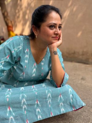 Monika Dabade Instagram - ✨Feeling Pretty ✨
.
Dresses: @kautuka_couture 
Jewellery: @the.celia.store
.
#instagood #instamood #instalike #instalove #monikadabade