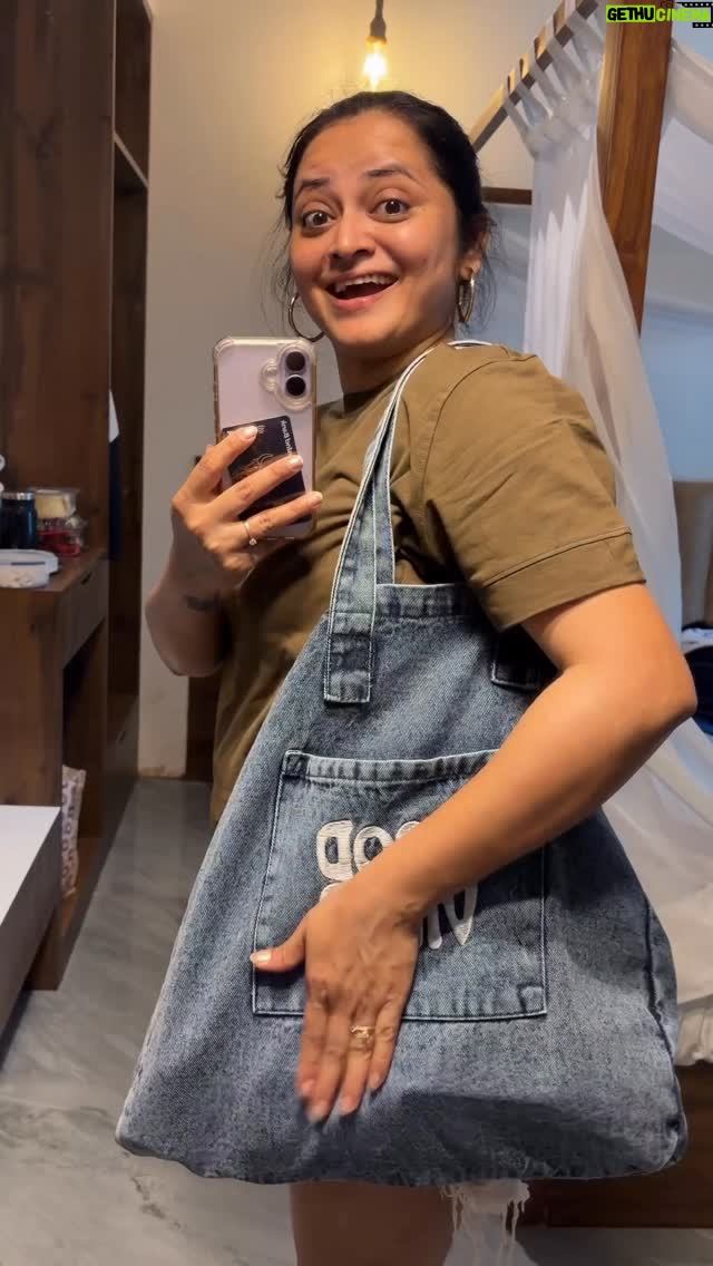 Monika Dabade - 23.6K Likes - ✨सुट्टी आणि प्रवास ⛴️✨
Comment ‘Link’ to get the product link!

sunscreen, best  sunscreen, sunscreen body lotion, niacinamide body lotion, niacinamide body lotion, best spf body lotion, best lightweight sunscreen, best sunscreen for all skin types, spf,  best body sunscreen